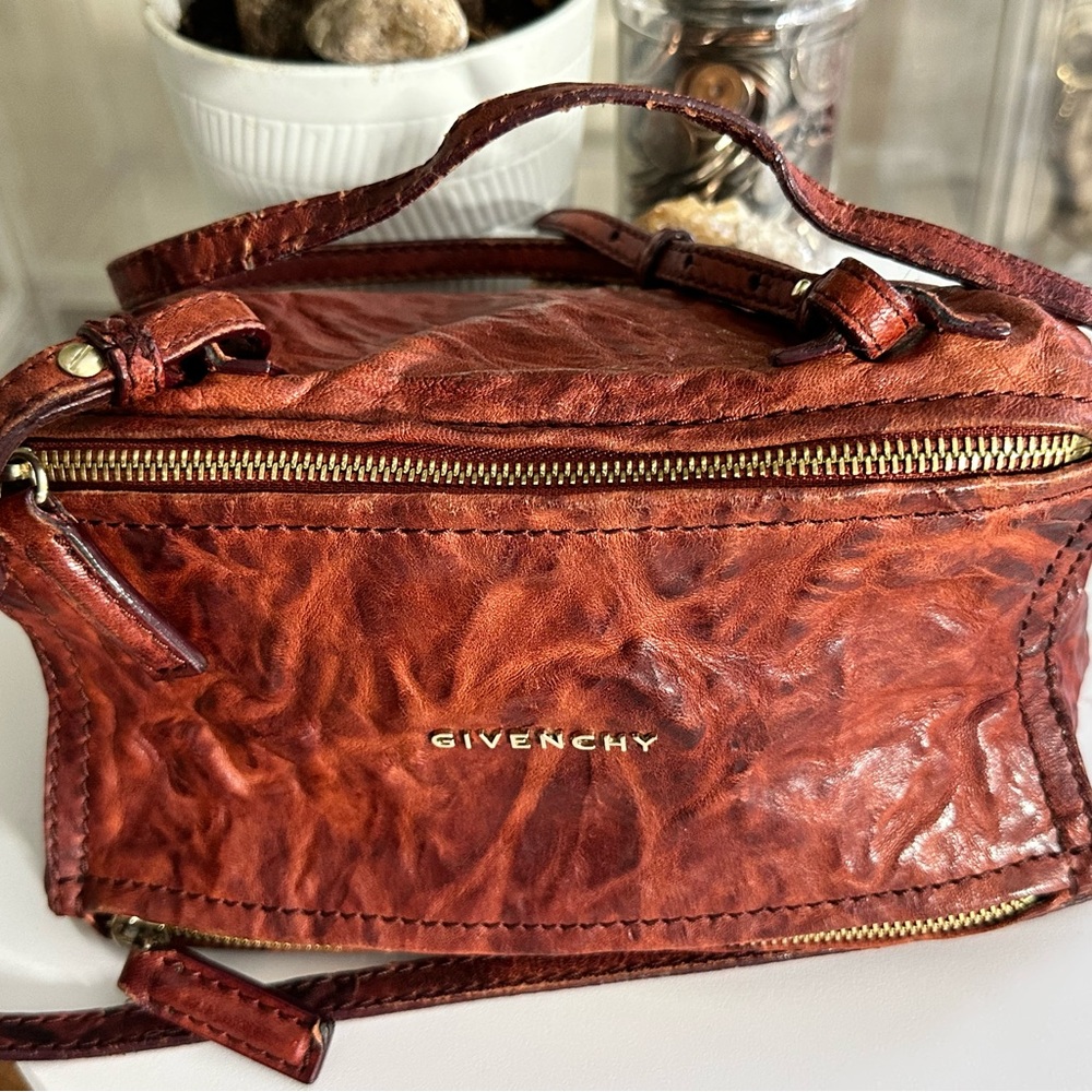 Givenchy Pandora mini Mahogany Leather crossbody Bag - Picture 3 of 13
